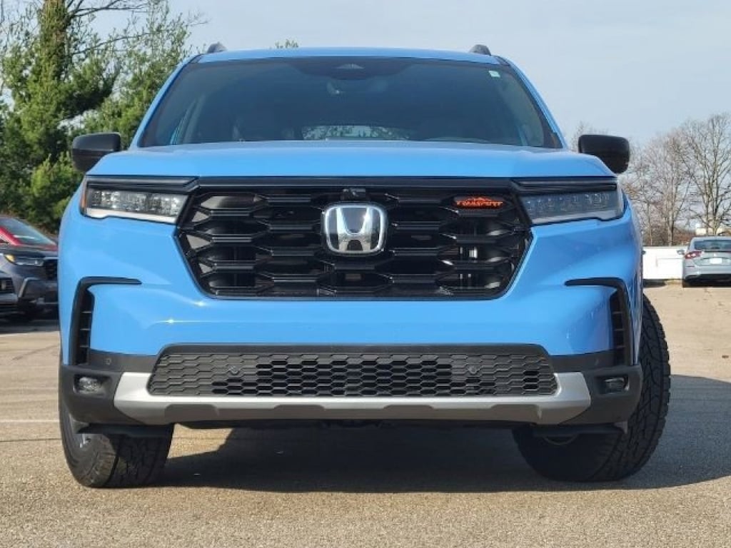New 2025 Honda Pilot TrailSport SUV