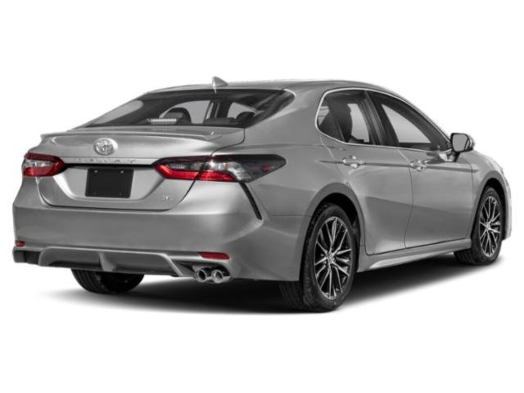 Used 2022 Toyota Camry SE Sedan