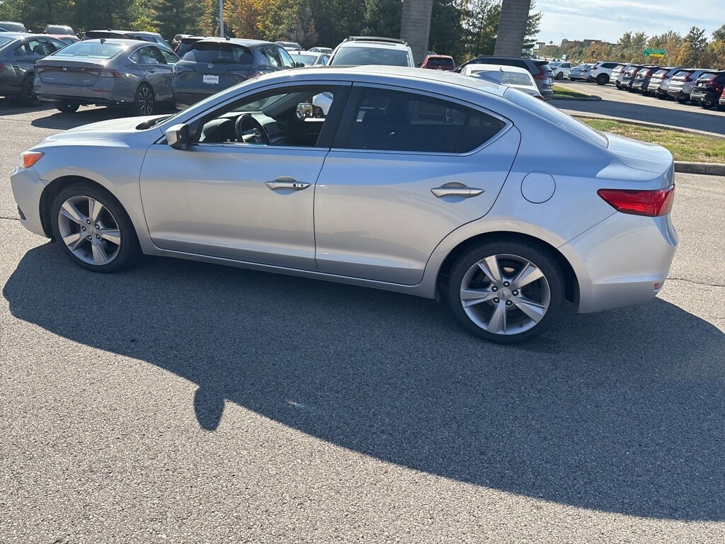 Used 2015 Acura ILX Tech Pkg Sedan