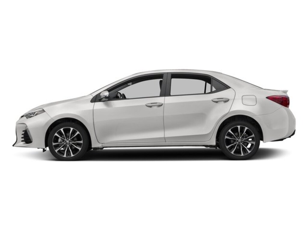 Used 2018 Toyota Corolla SE Sedan