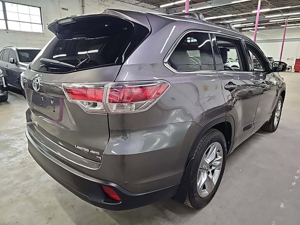 Used 2016 Toyota Highlander Limited SUV