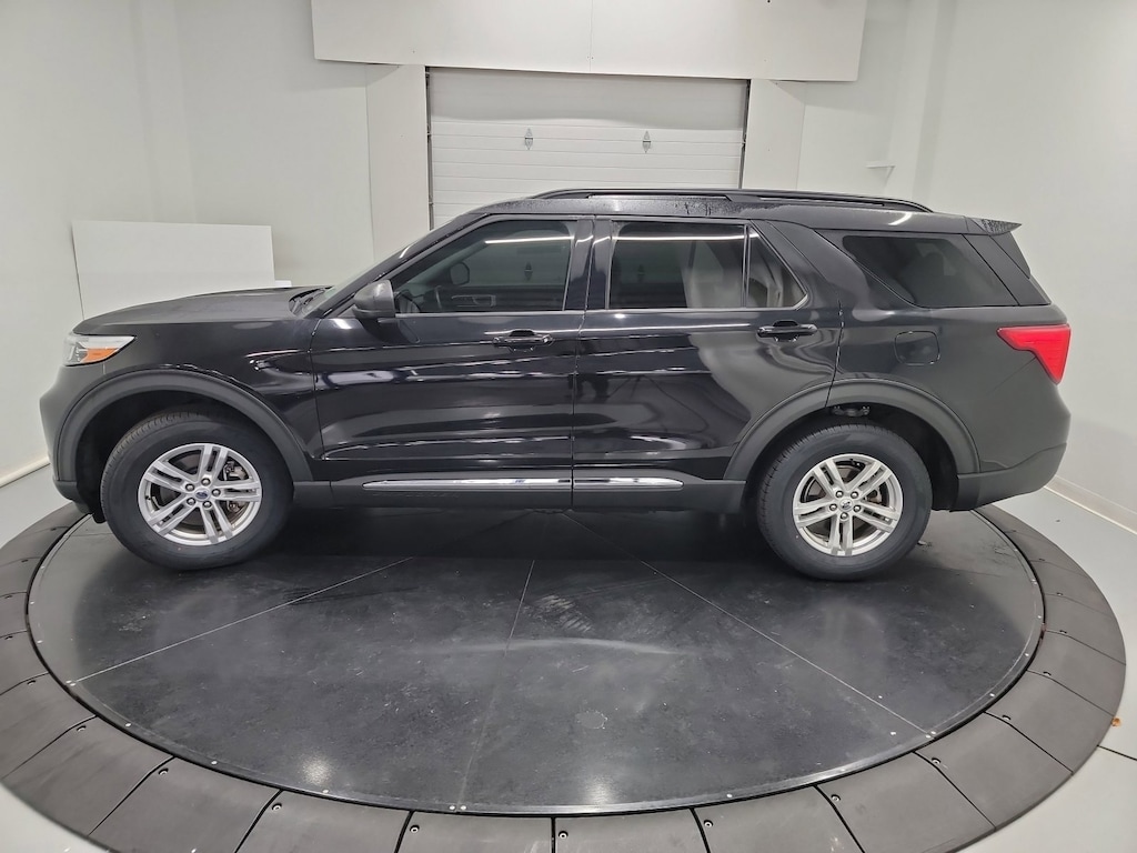 Used 2022 Ford Explorer XLT SUV