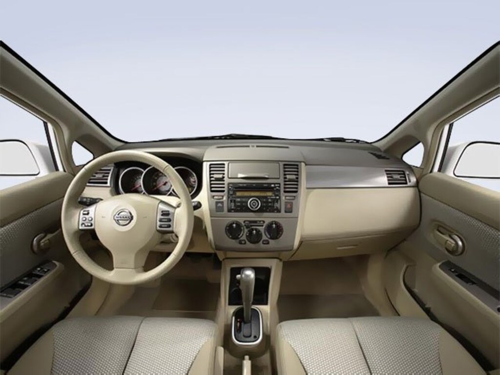 Used 2009 Nissan Versa 1.8 S Hatchback