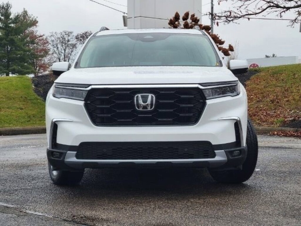New 2025 Honda Pilot Touring SUV