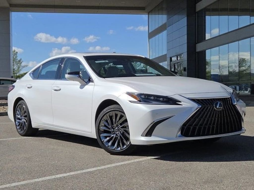 Used 2025 Lexus ES 300h Ultra Luxury Sedan