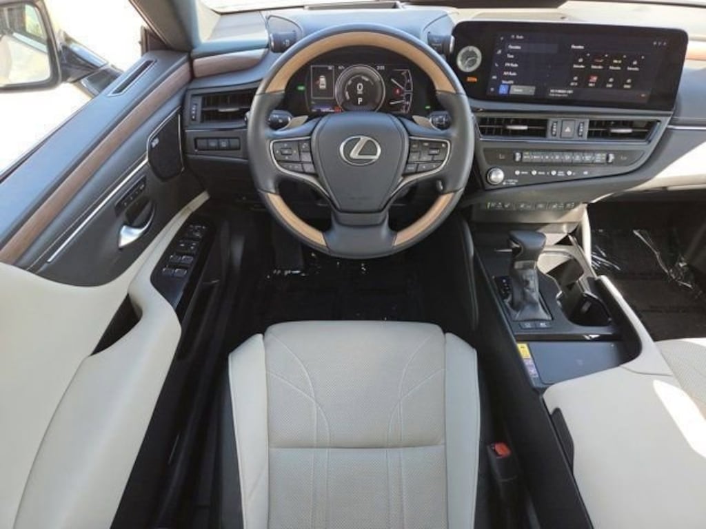 Used 2025 Lexus ES 300h Ultra Luxury Sedan