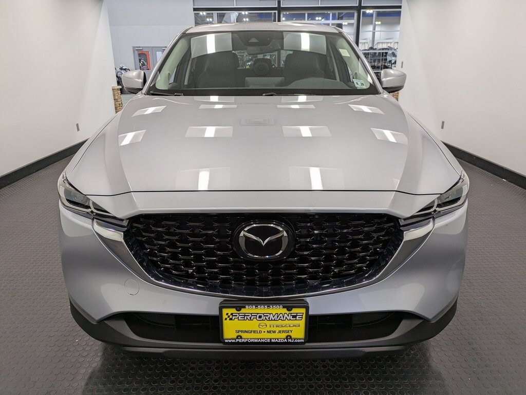 2023 Mazda CX-5 2.5 S Preferred photo 2