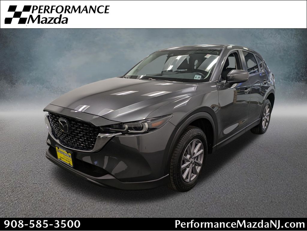 2023 Mazda CX-5 S Preferred package Auto AWD's photo