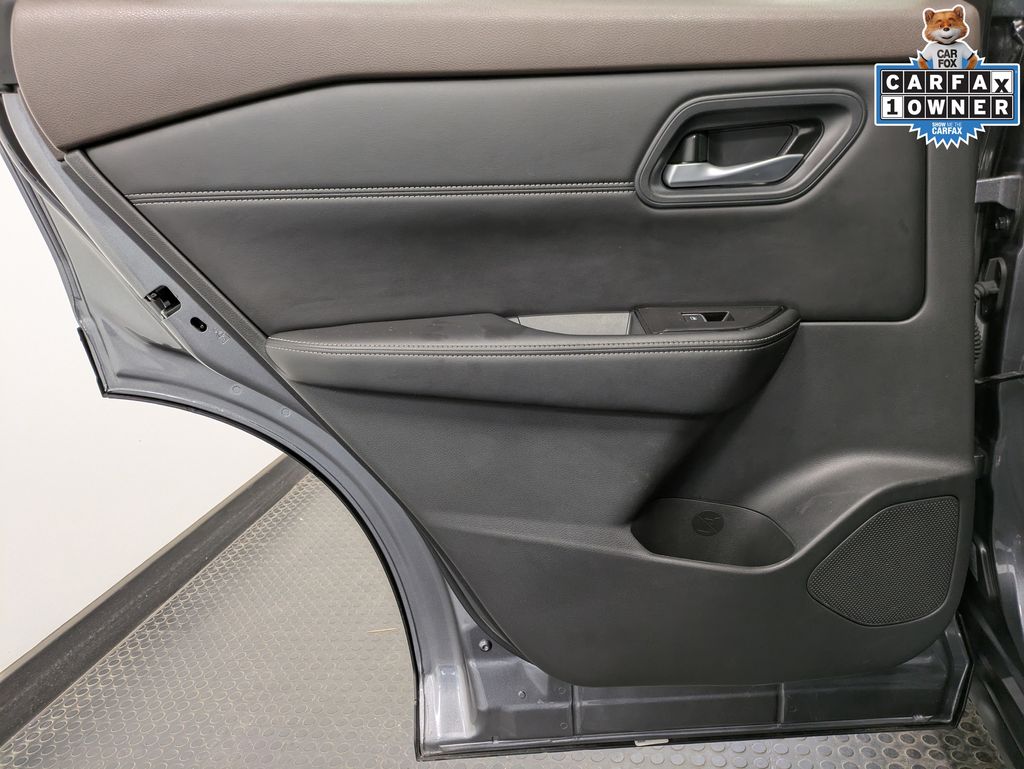 2023 Nissan Rogue SL - Photo 23