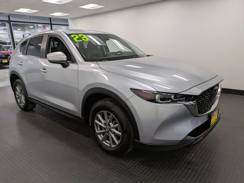 2023 Mazda CX-5 2.5 Select photo 3