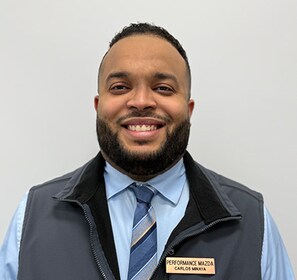 Staff member CARLOS MINAYA from ID_f46f65