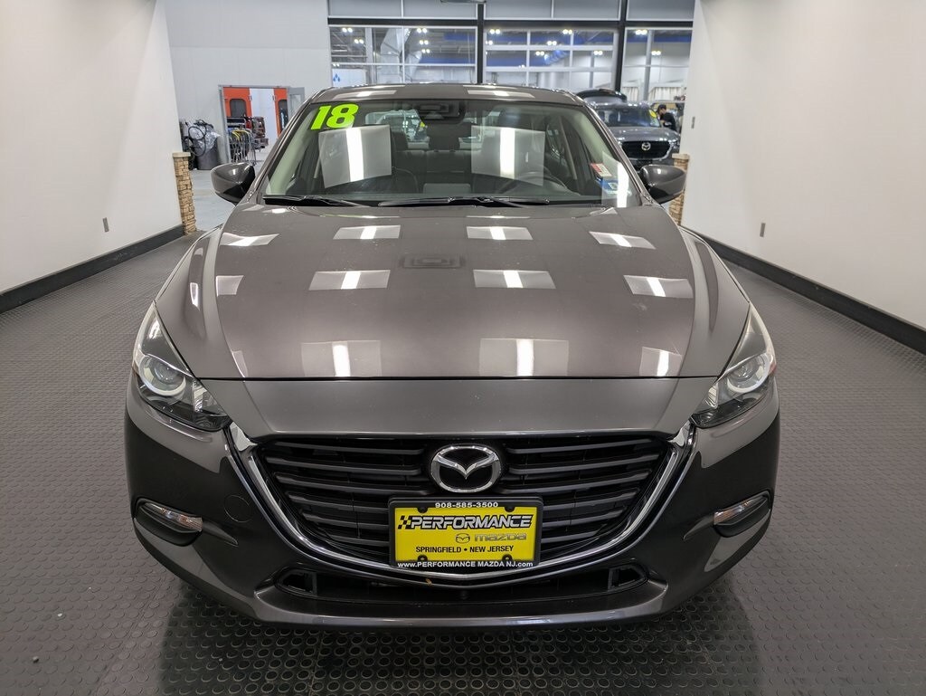 2018 Mazda Mazda3 Touring photo 2