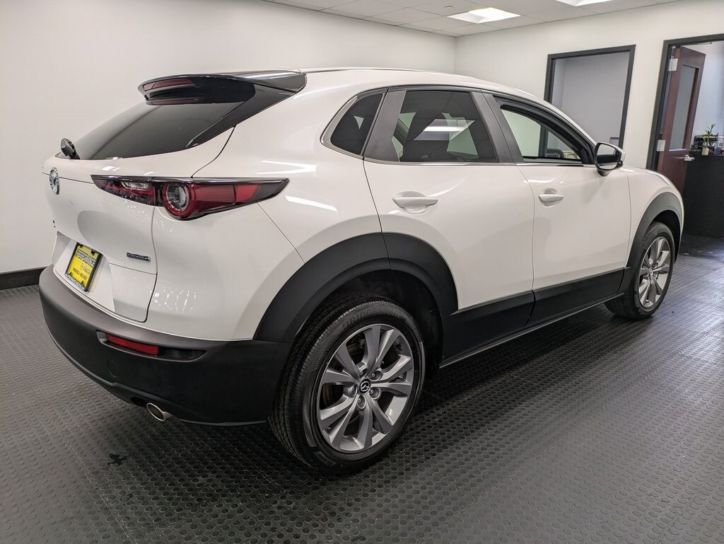2022 Mazda CX-30 2.5 Select photo 3