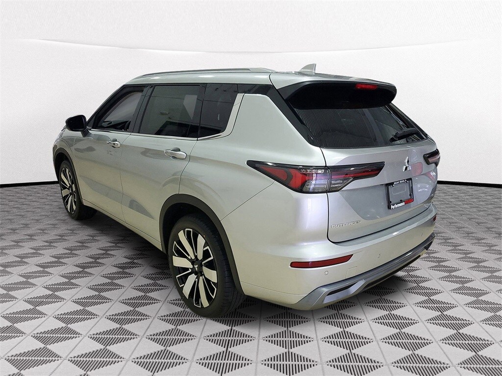 New 2025 Mitsubishi Outlander SEL SUV