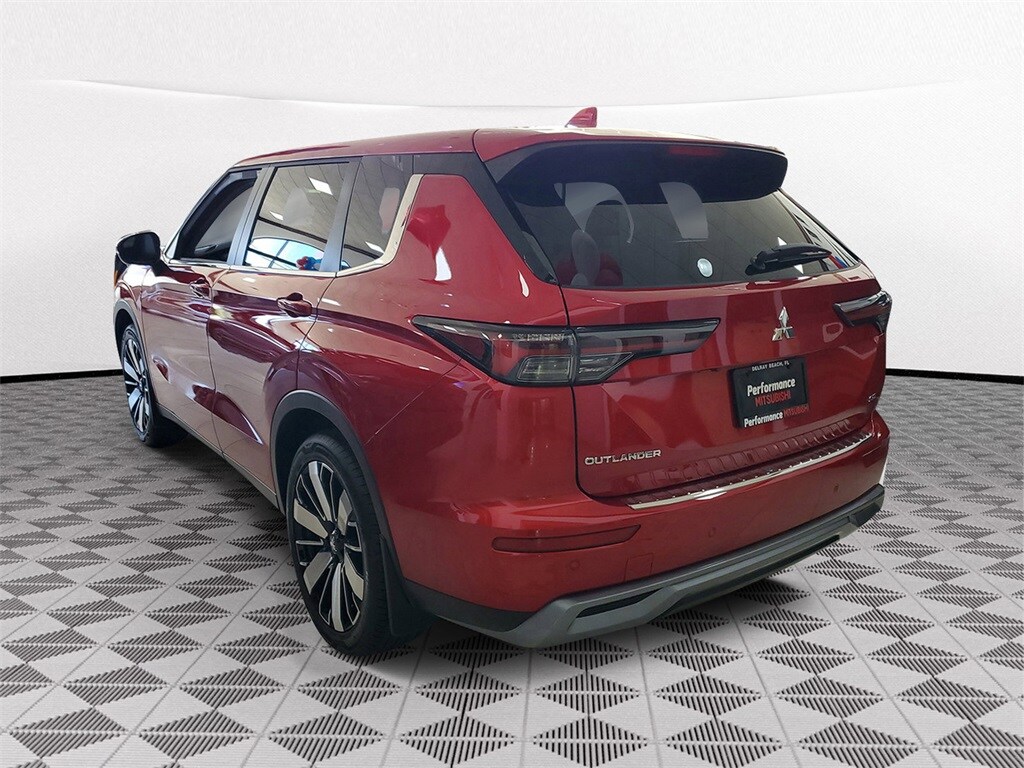 New 2025 Mitsubishi Outlander SE SUV