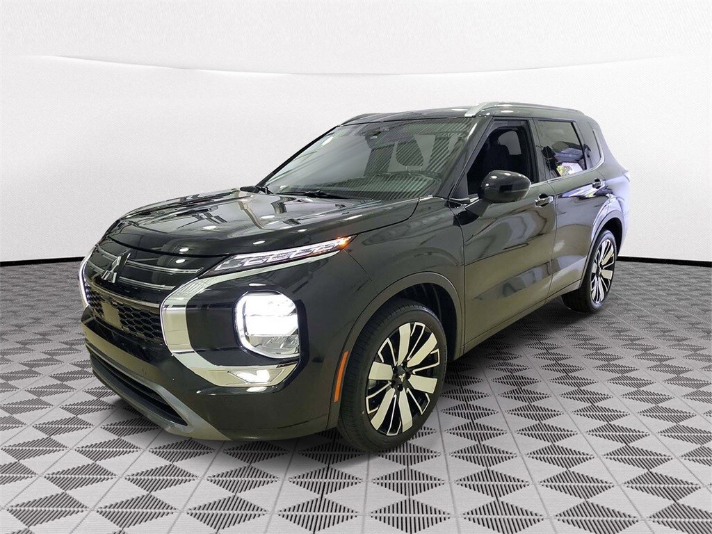 New 2025 Mitsubishi Outlander SEL SUV