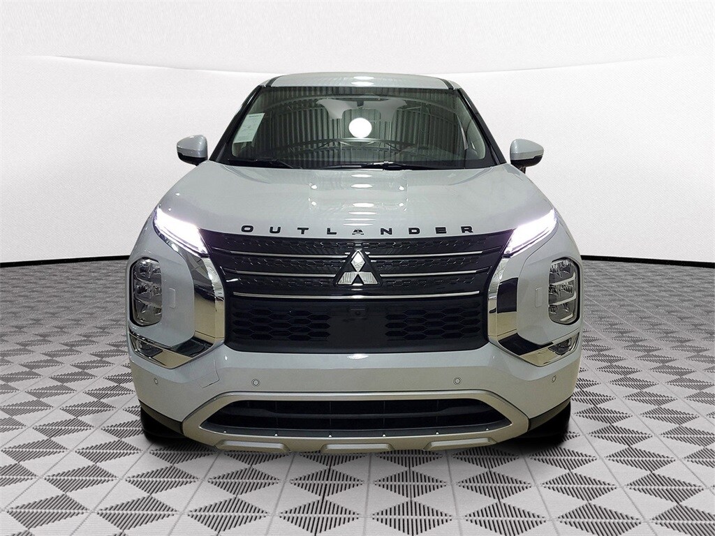 New 2025 Mitsubishi Outlander Phev SE SUV