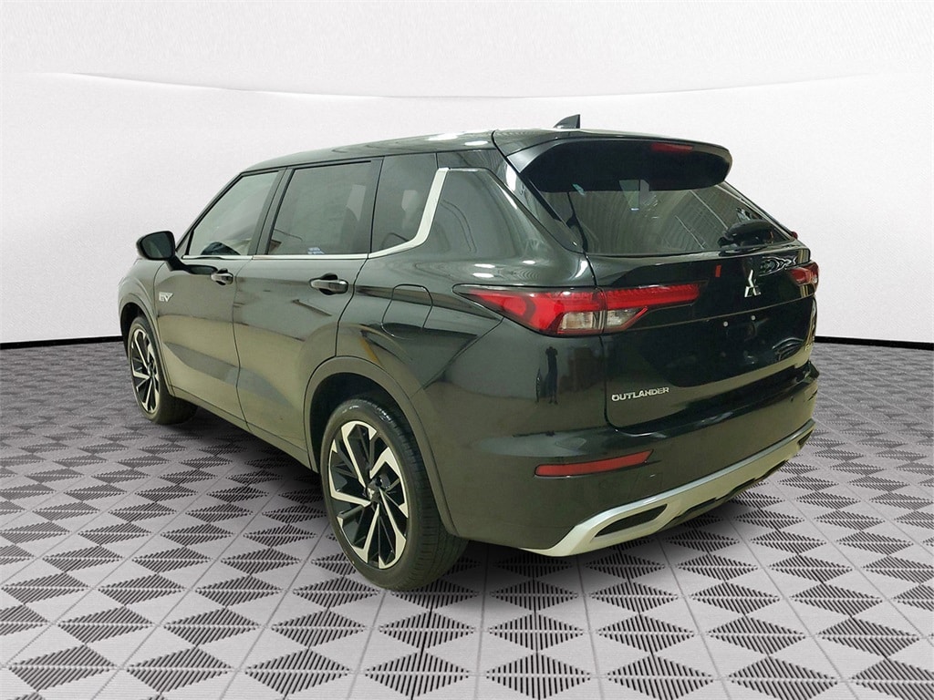 New 2025 Mitsubishi Outlander Phev SE SUV