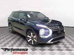 2025 Mitsubishi Outlander SE SUV