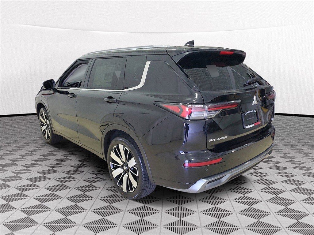 New 2025 Mitsubishi Outlander SEL SUV