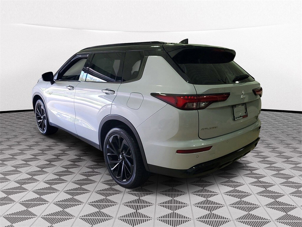 New 2025 Mitsubishi Outlander Phev SEL Black Edition SUV