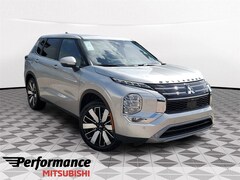 2025 Mitsubishi Outlander SE SUV