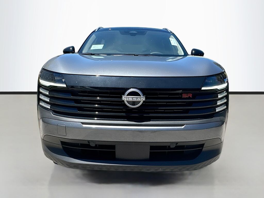 New 2025 Nissan Kicks SR SUV