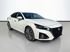 2025 Nissan Altima SL Sedan