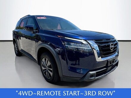 2022 Nissan Pathfinder SV SUV