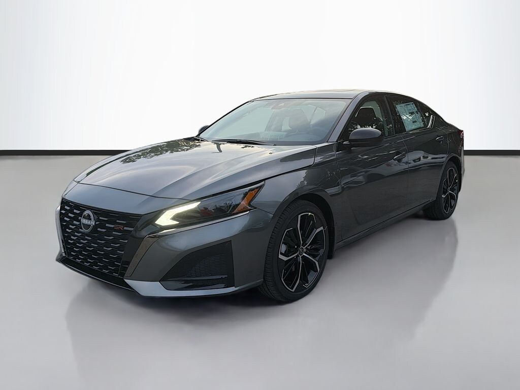 New 2025 Nissan Altima SR Sedan