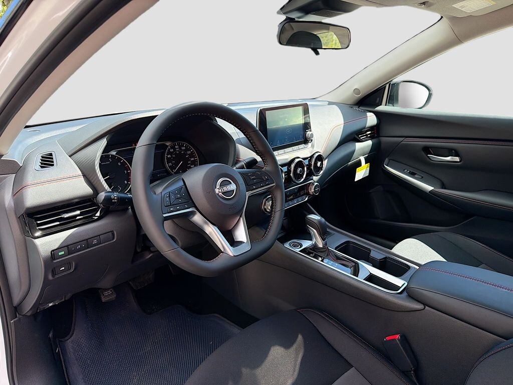 New 2025 Nissan Sentra SR Sedan
