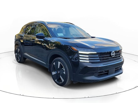 2025 Nissan Kicks SR SUV