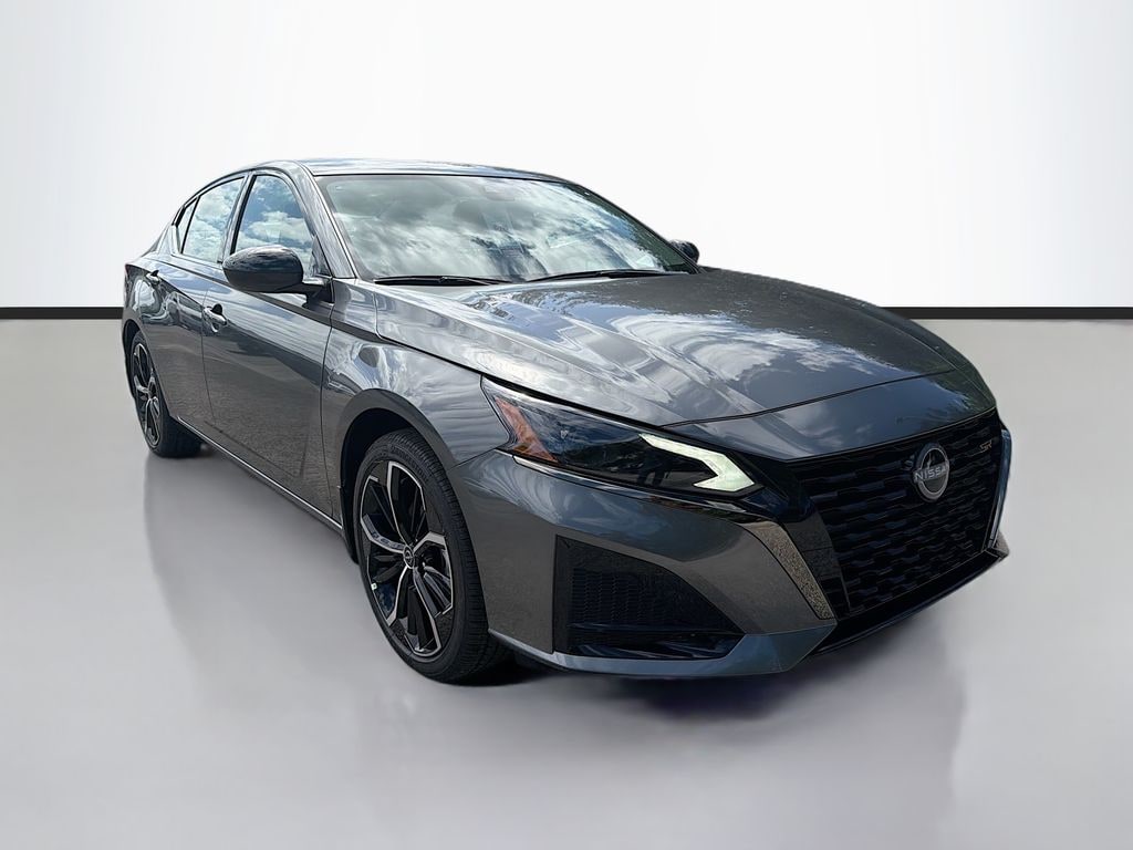 New 2025 Nissan Altima SR Sedan