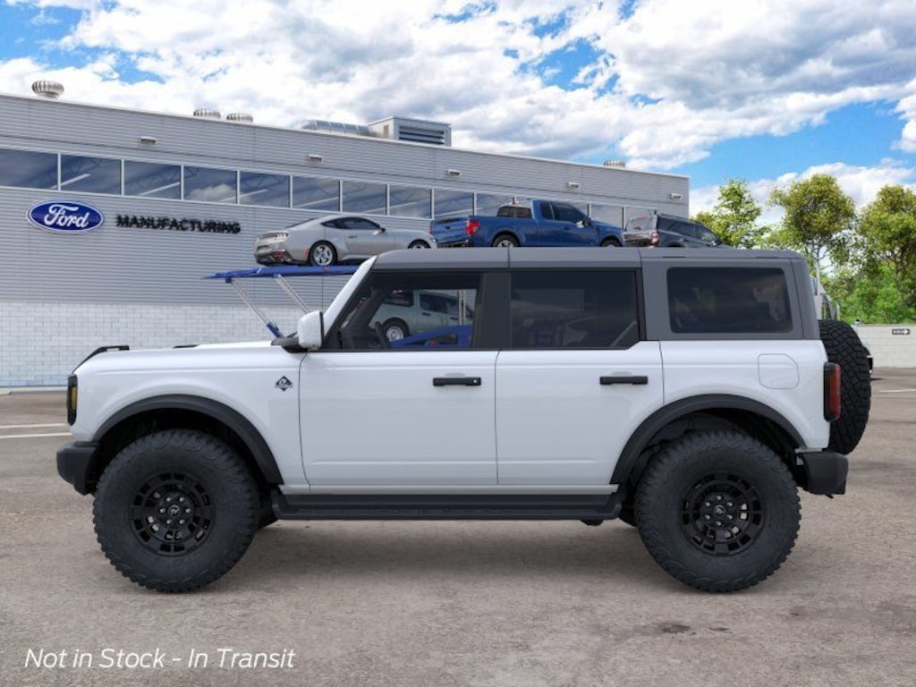 New 2026 Ford Bronco Outer Banks SUV