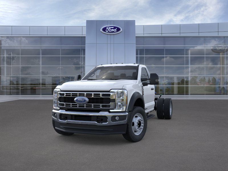 2026 Ford F-550 Super Duty Chassis Cab XL - Photo 2