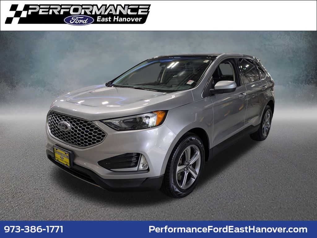 2024 Ford Edge SEL AWD's photo