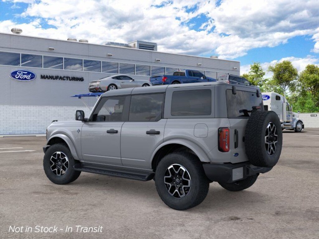 New 2026 Ford Bronco Outer Banks SUV