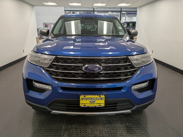 2022 Ford Explorer XLT photo 2