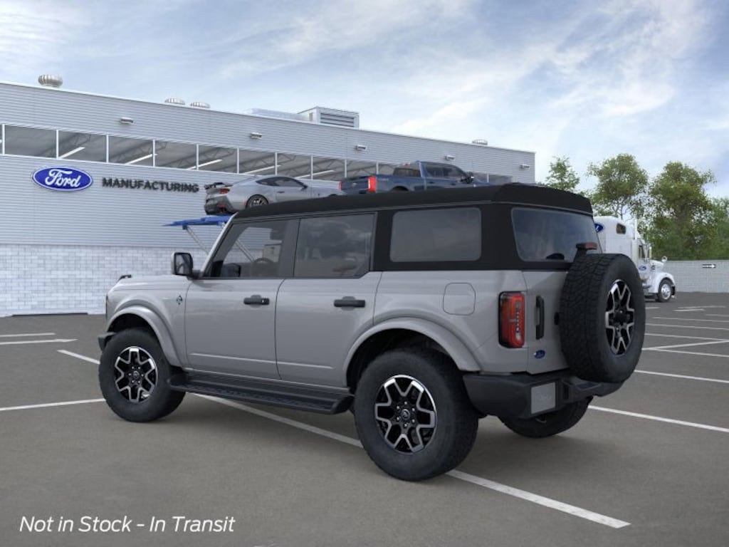 New 2026 Ford Bronco Outer Banks SUV