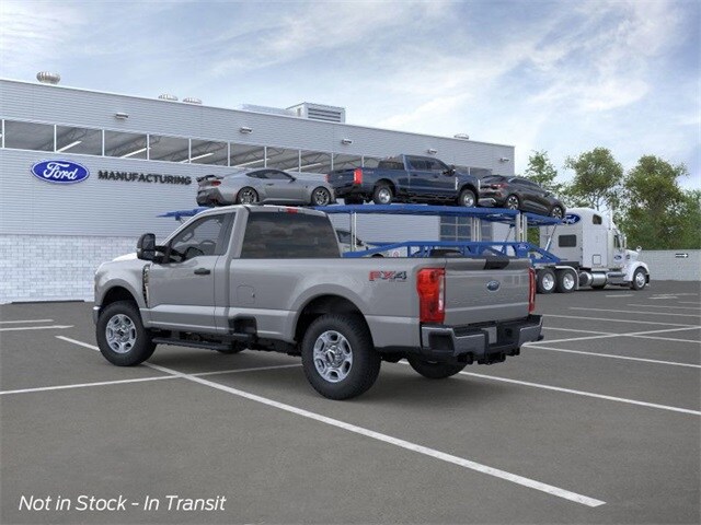 2026 Ford F-350 XLT photo 4