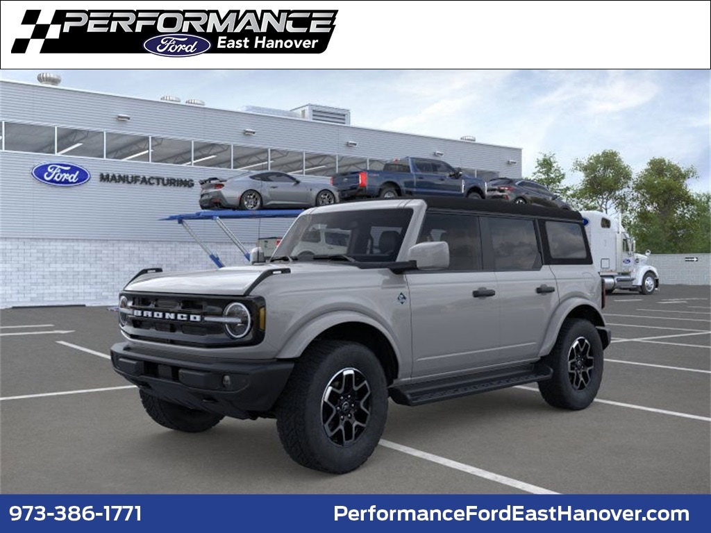 New 2026 Ford Bronco Outer Banks SUV