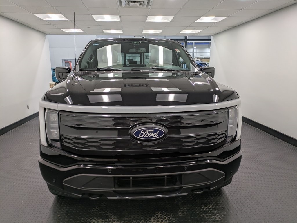 Used 2025 Ford F-150 Lightning Platinum with VIN 1FT6W7L70SWG05985 for sale in Hanover, NJ