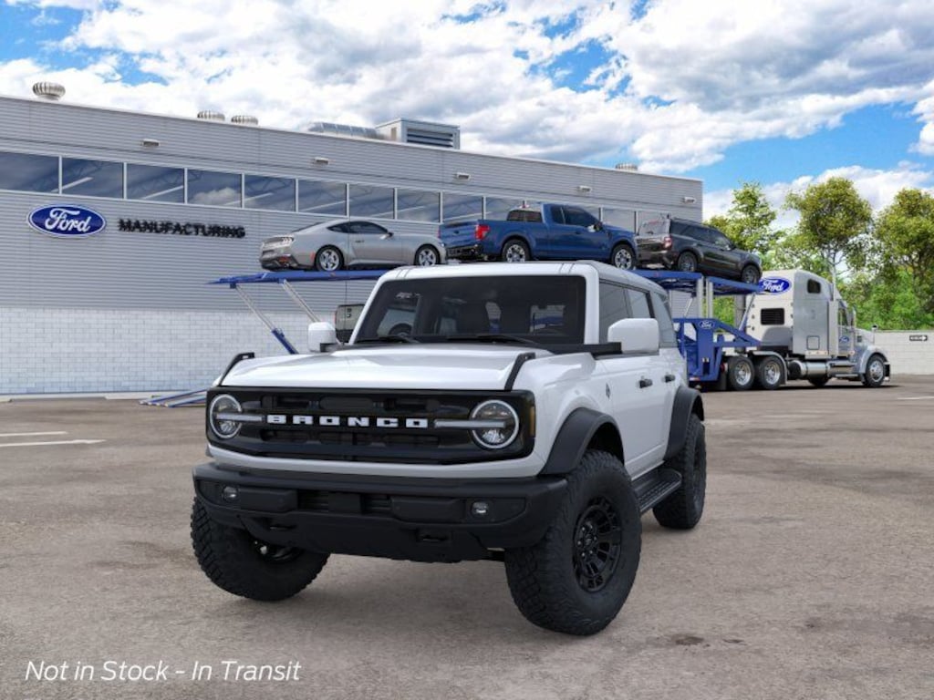 New 2026 Ford Bronco Outer Banks SUV