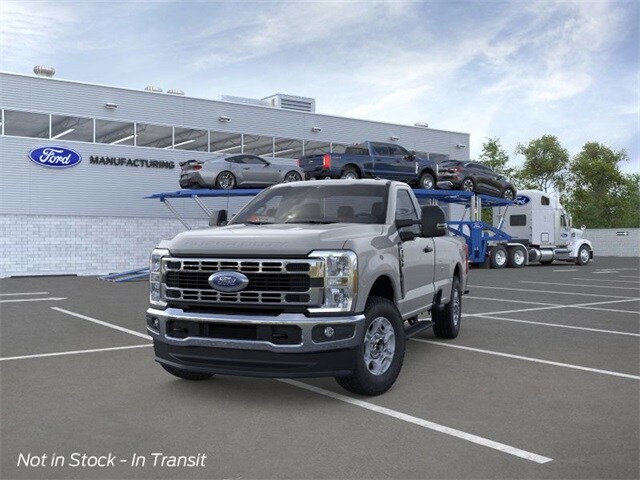 2026 Ford F-350 XLT photo 2
