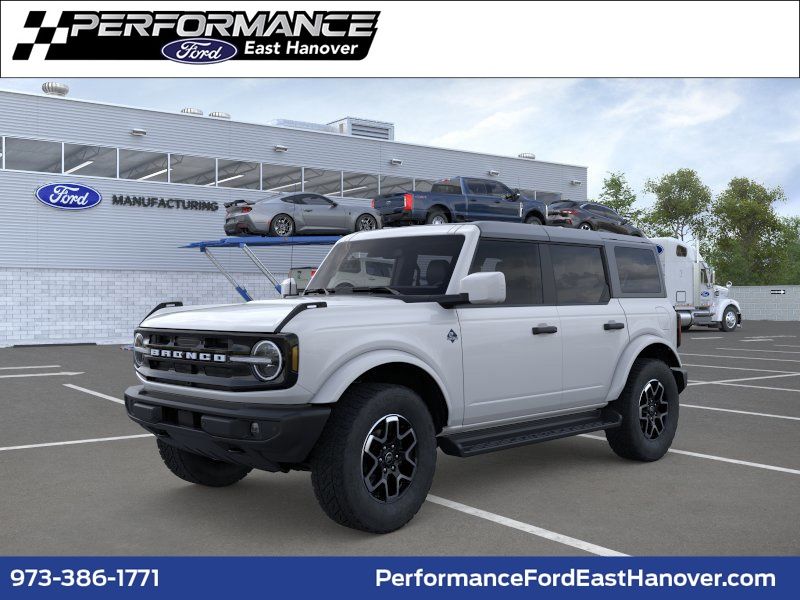 2026 Ford Bronco Outer Banks 4x4's photo
