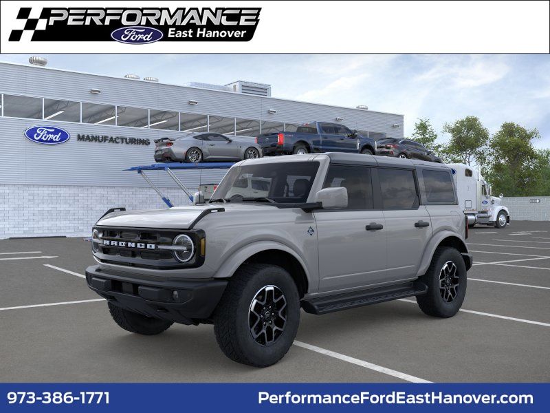 2026 Ford Bronco Outer Banks 4x4's photo