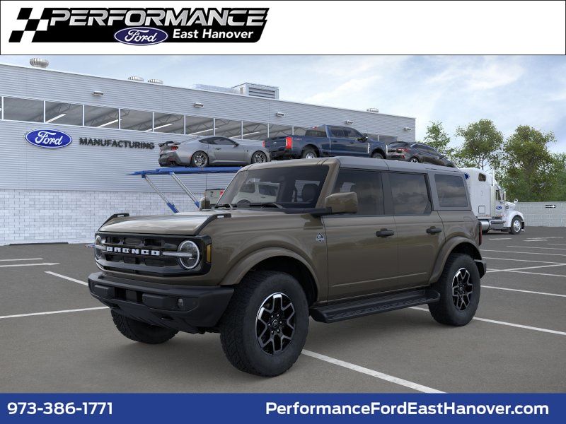 2026 Ford Bronco Outer Banks 4x4's photo