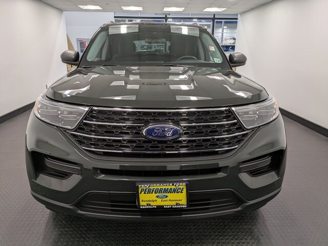 2022 Ford Explorer XLT photo 2