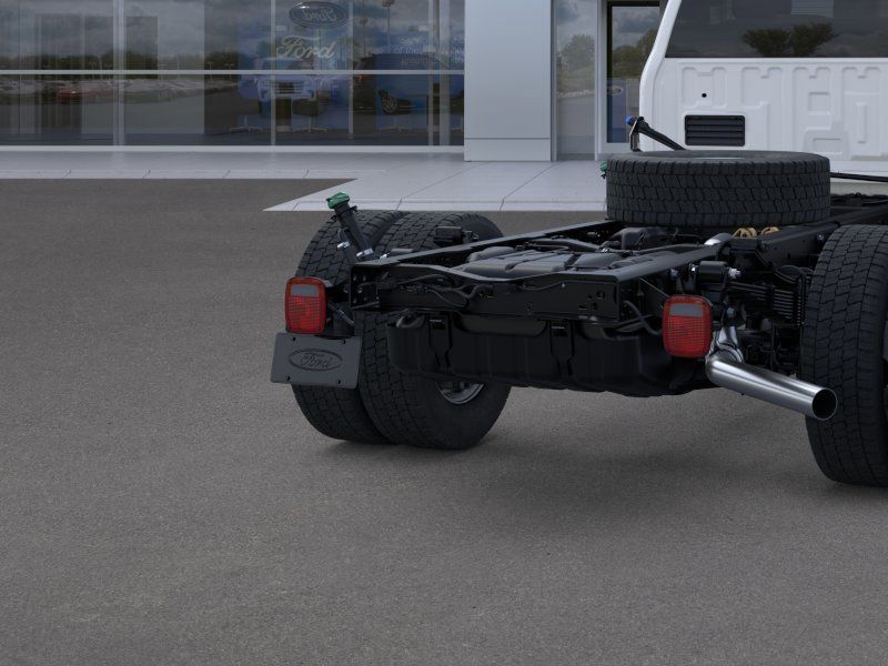 2026 Ford F-550 Super Duty Chassis Cab XL - Photo 21