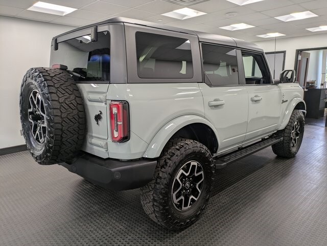 2022 Ford Bronco Outer Banks photo 4